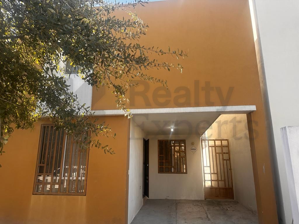 Casa en Renta en Capellanía Residencial