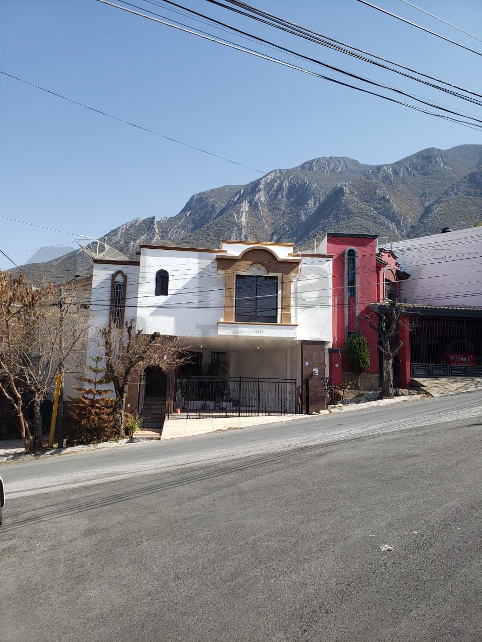 Casa en Renta en Pedregal de la Silla