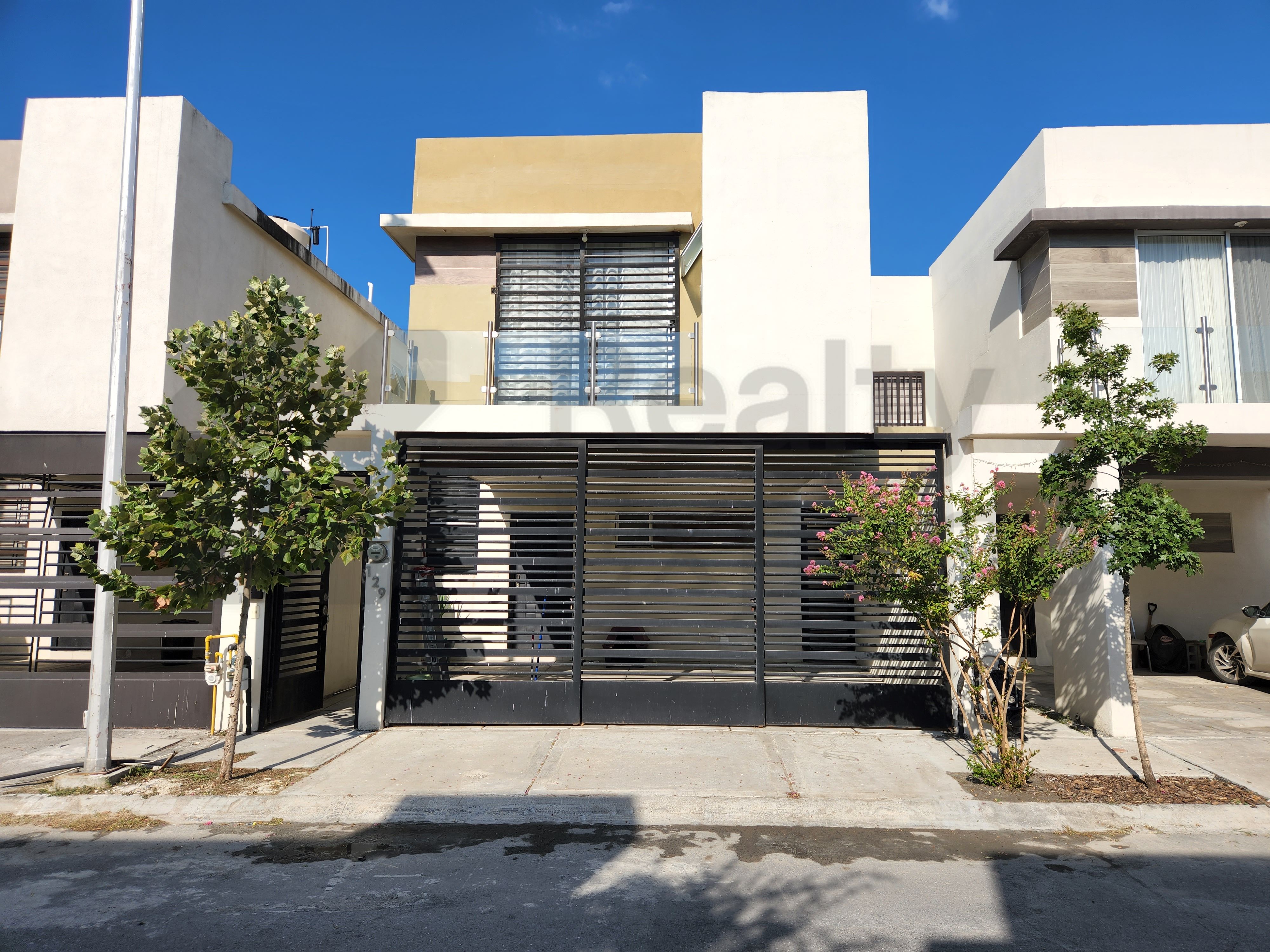 Casa en Renta en Privadas Borneo