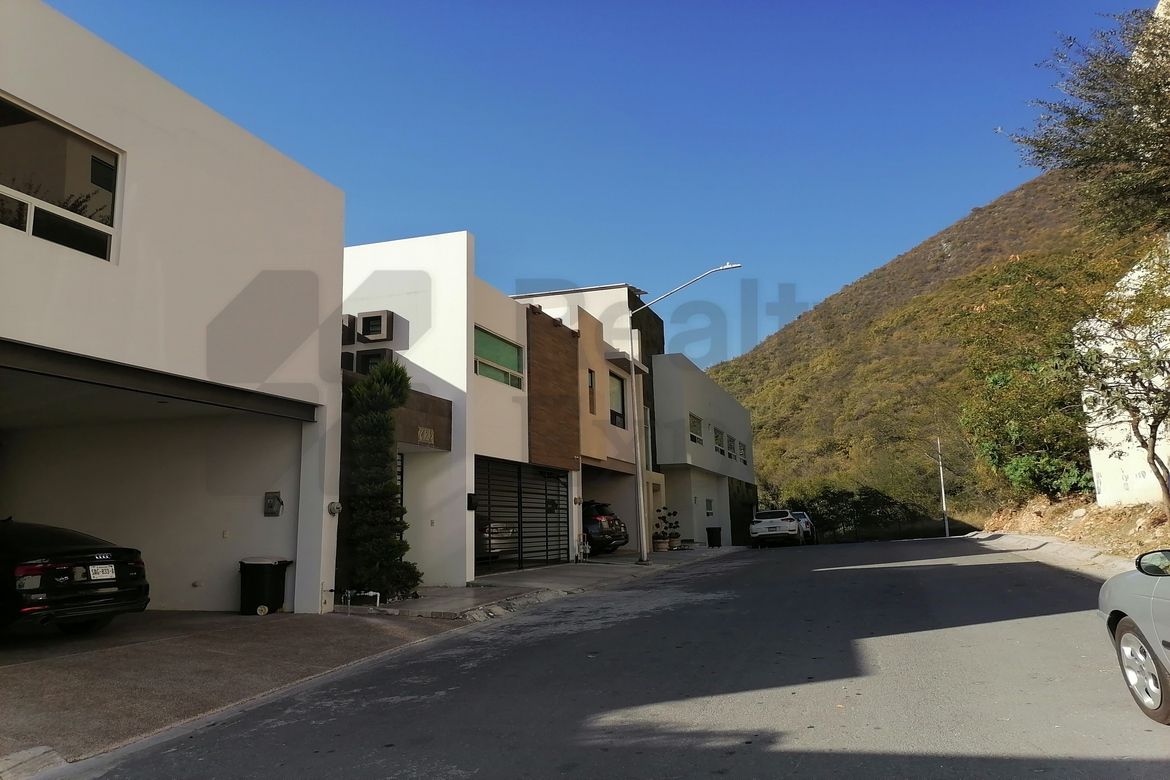 Casa en Venta en Residencial Vistalta
