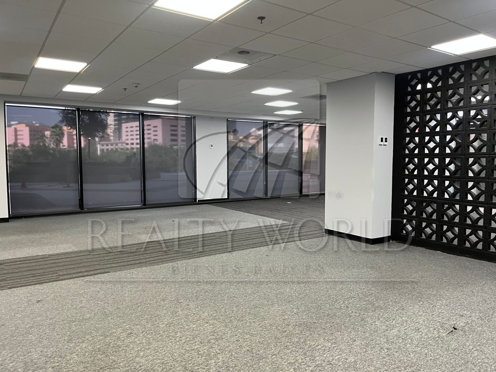 Oficina en Venta en Torre Axxis