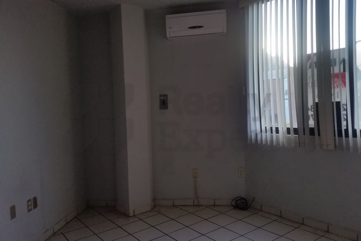 Departamento en Renta en Zona Santa Bárbara Poniente