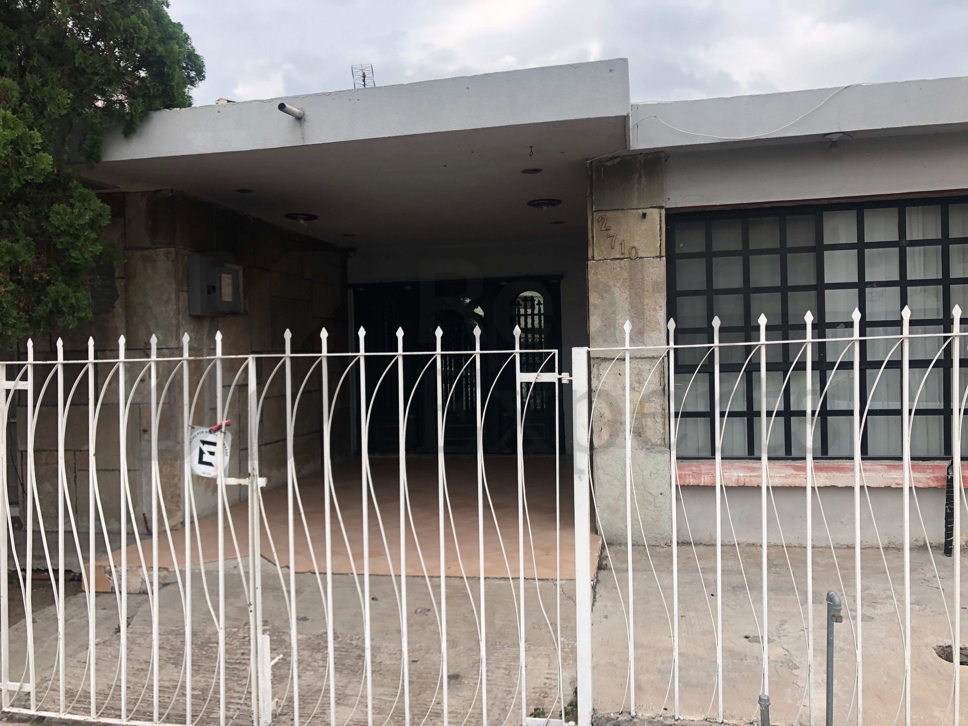 Oficina en Renta en Mitras Centro