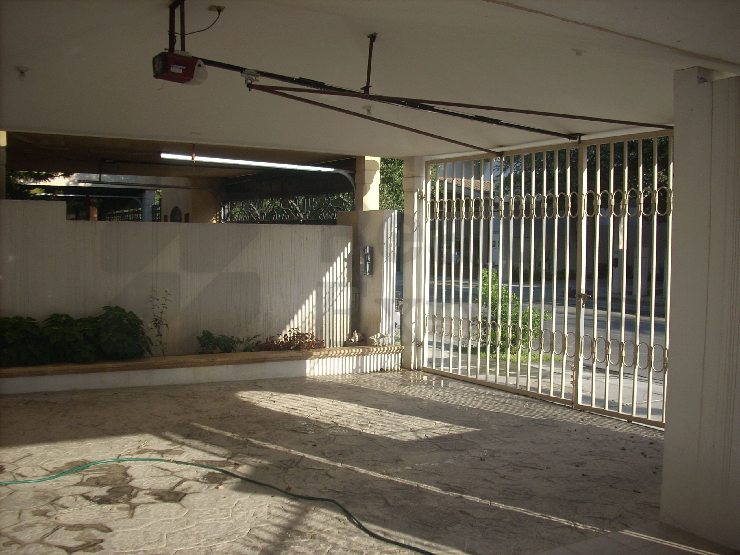 Casa en Renta en Bosques de las Cumbres