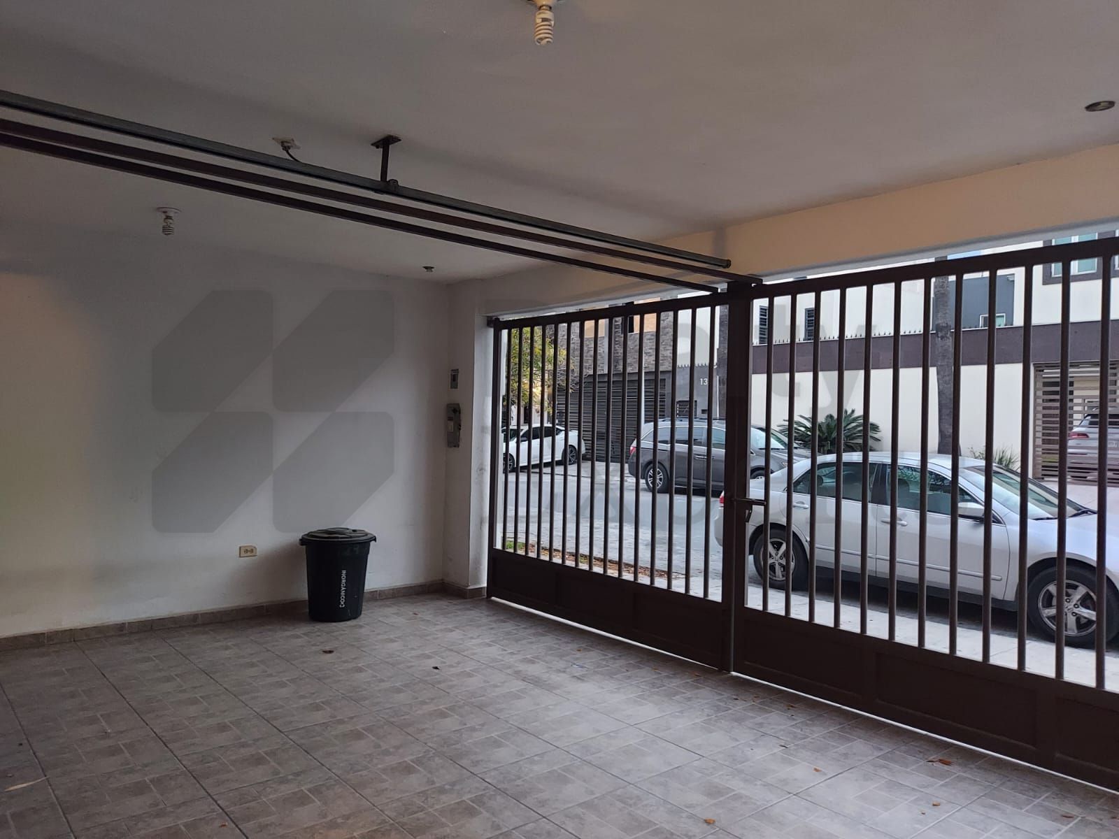 Casa en Renta en Cumbres Elite