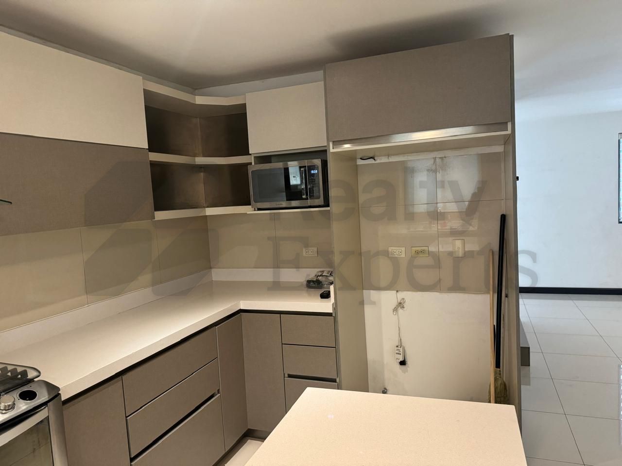 Casa en Renta en Privada Sierra Madre