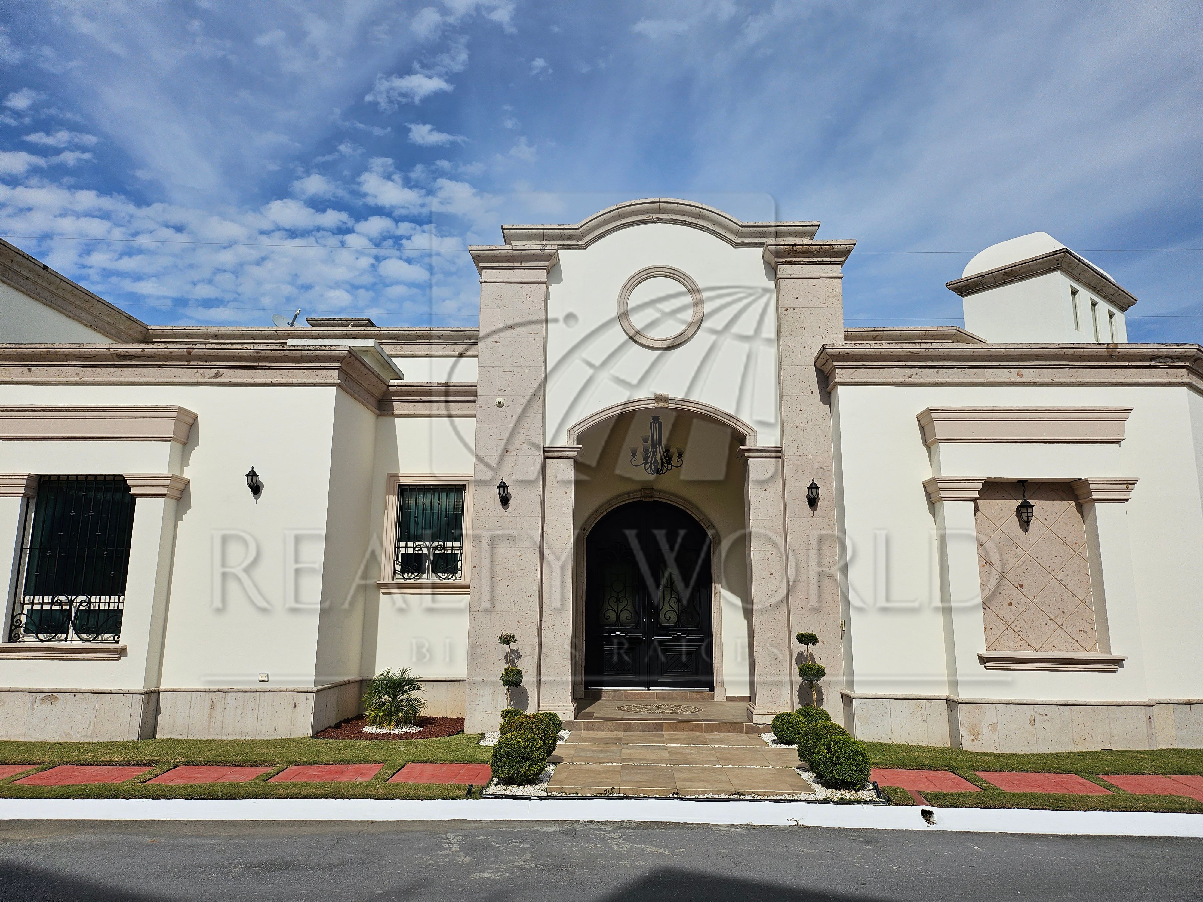 Casa en Venta en Bosques de Valle Alto