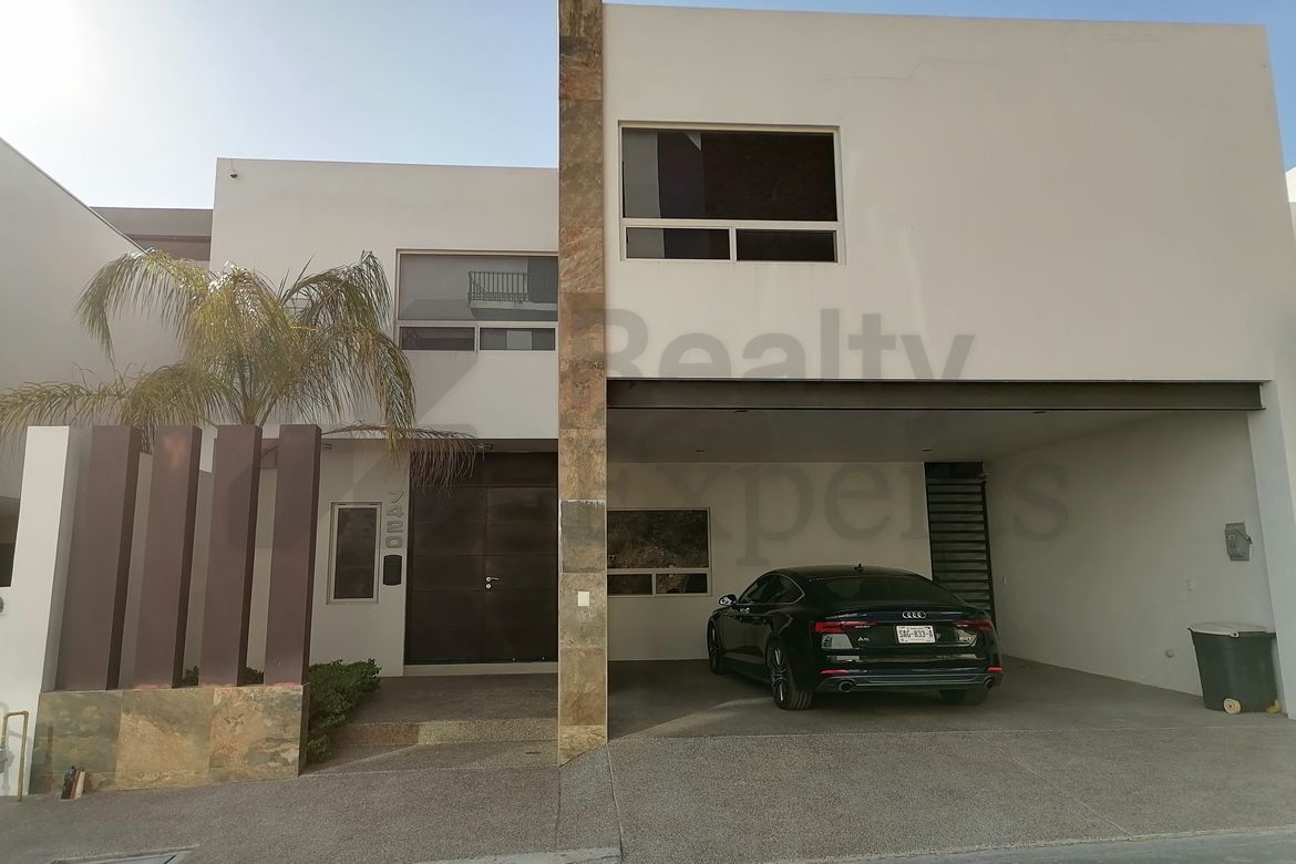 Casa en Venta en Residencial Vistalta