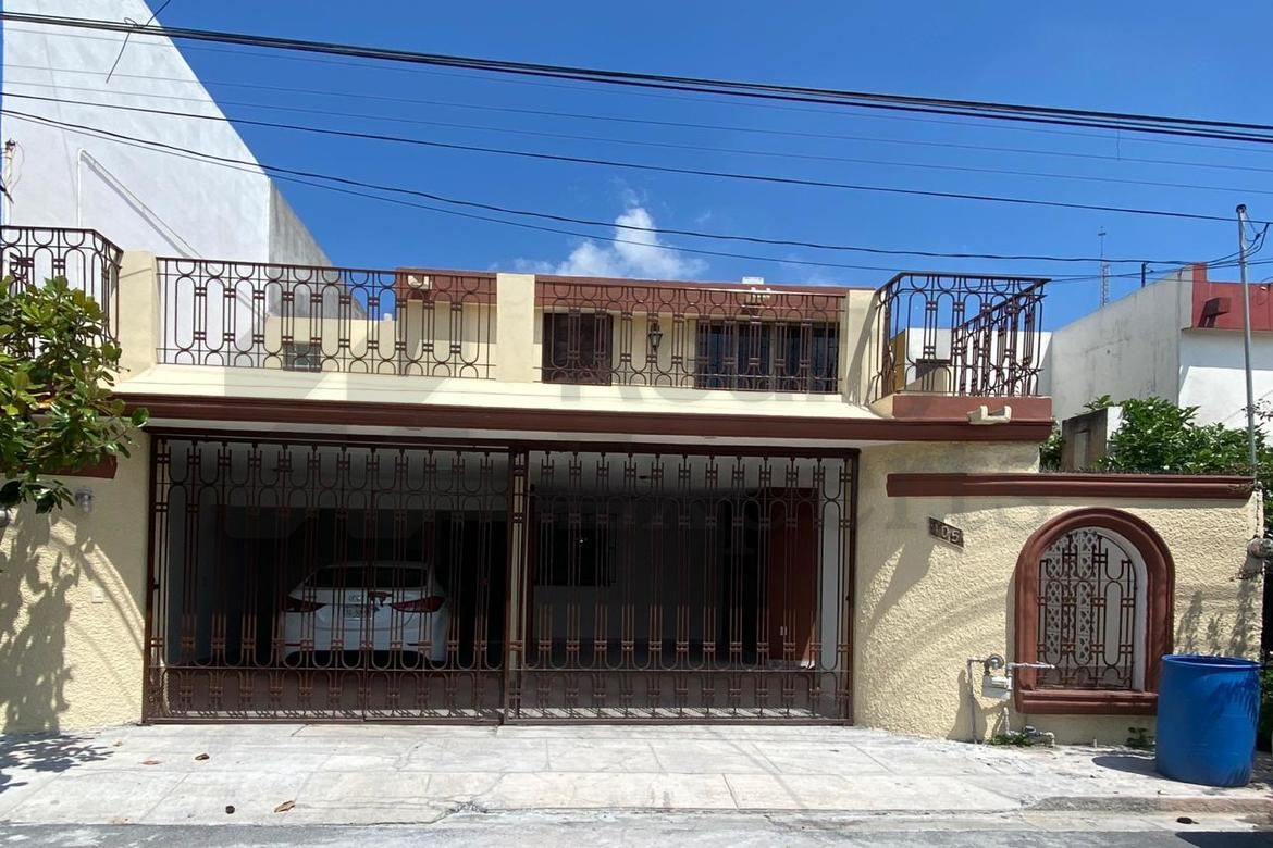 Casa en Renta en Mitras Centro
