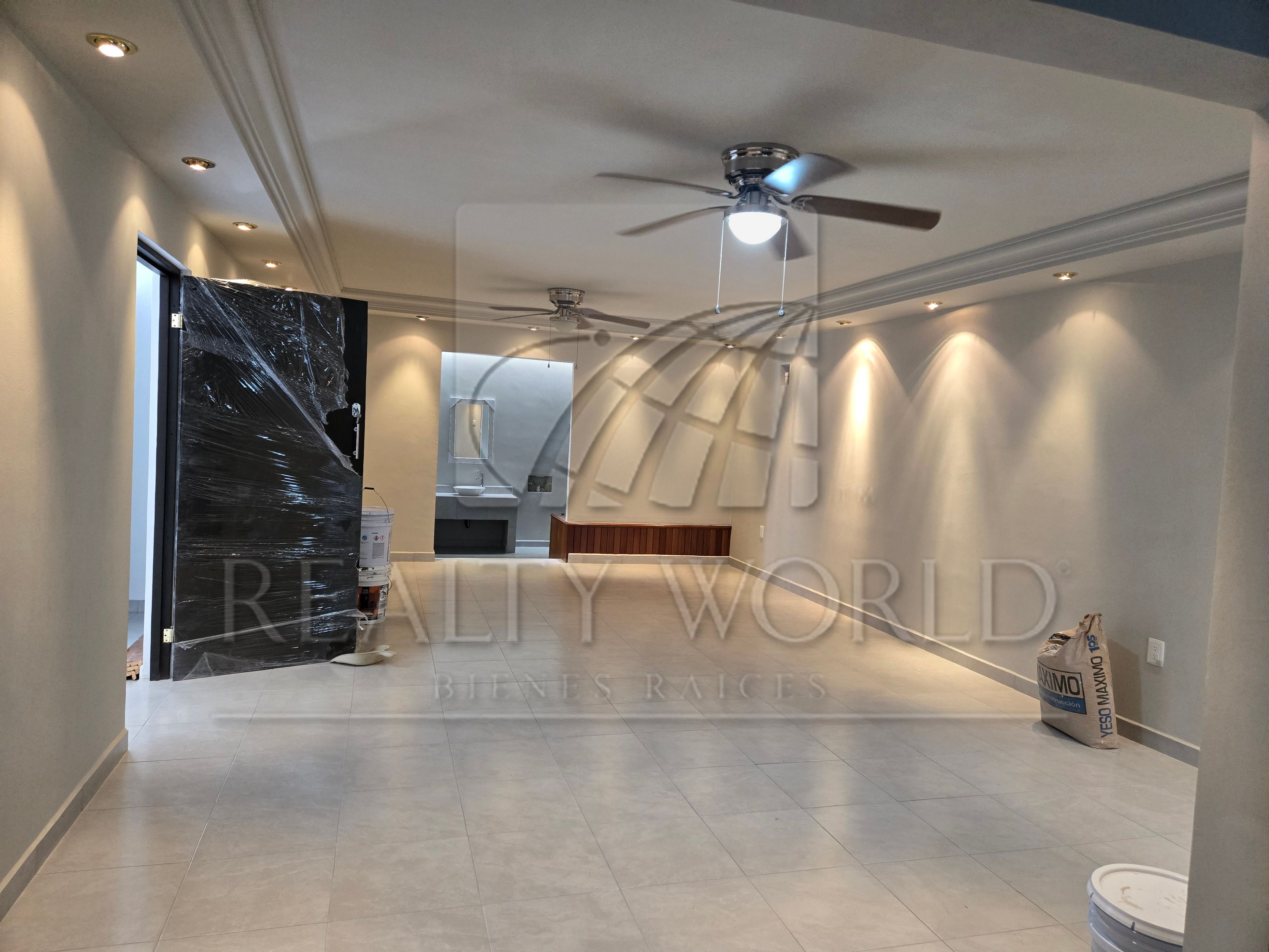 Departamento en Renta en Contry Tesoro
