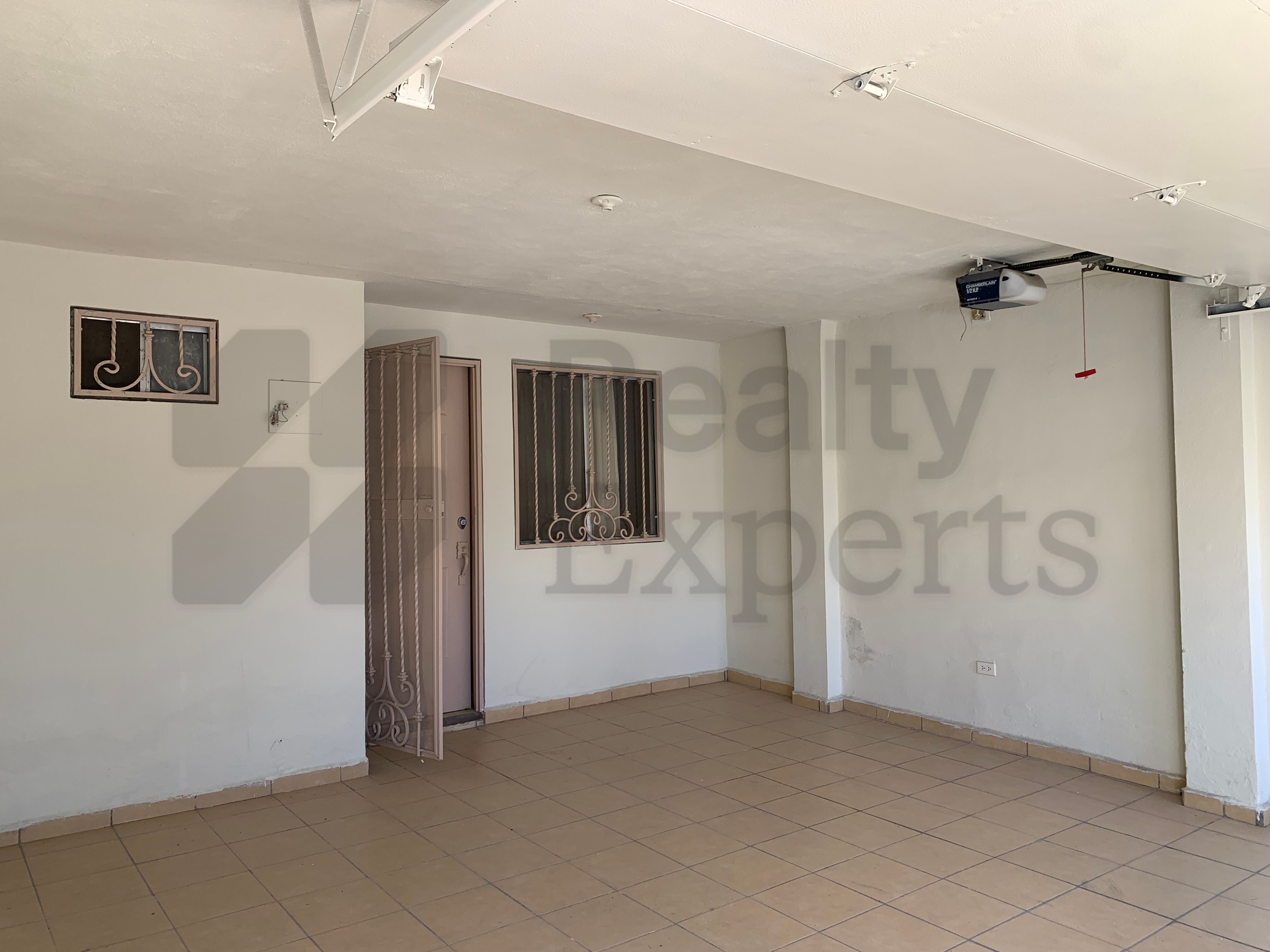 Casa en Renta en Valle de las Palmas III