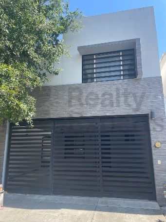 Casa en Renta en CUMBRES SAN AGUSTIN