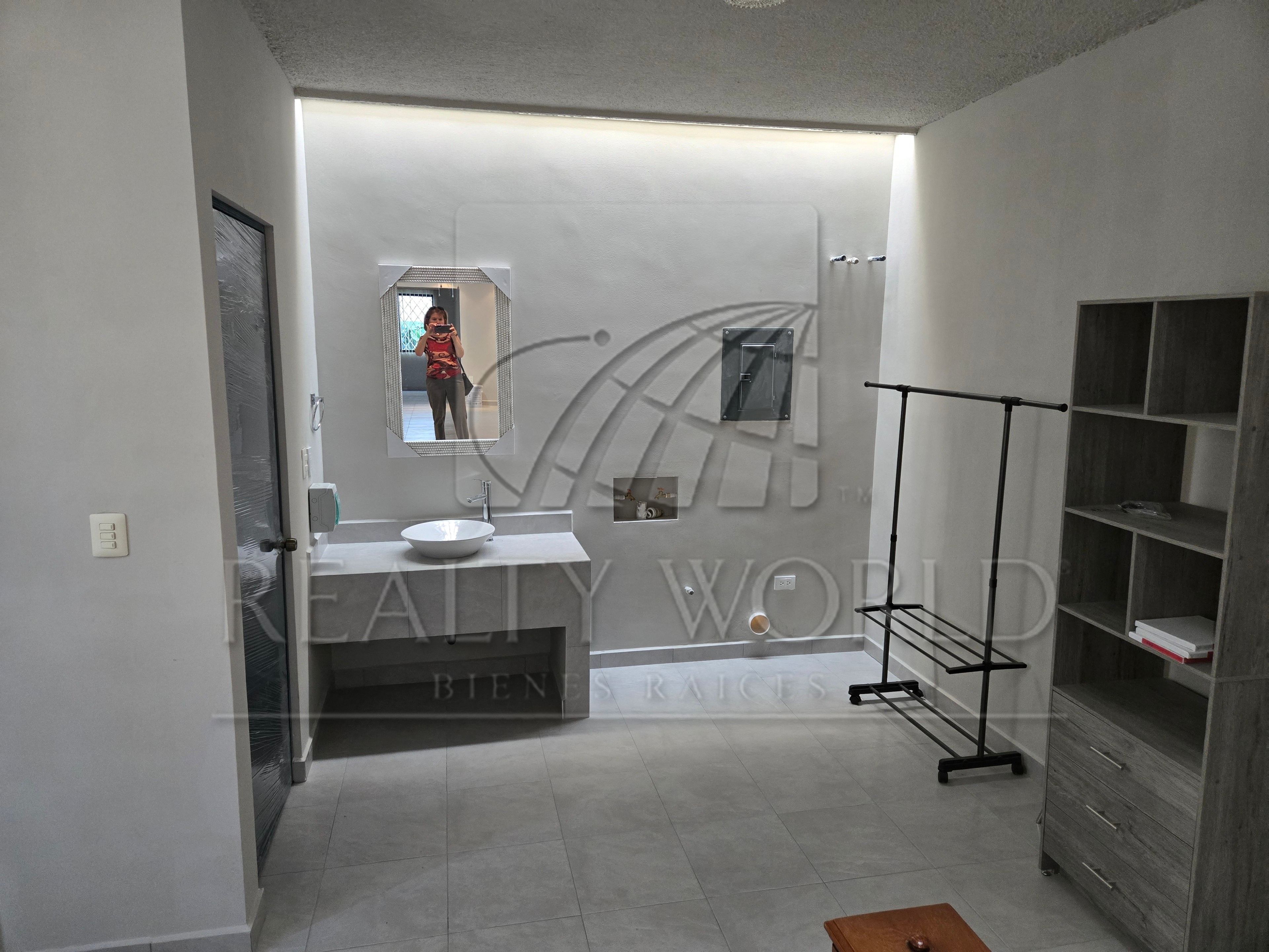 Departamento en Renta en Contry Tesoro