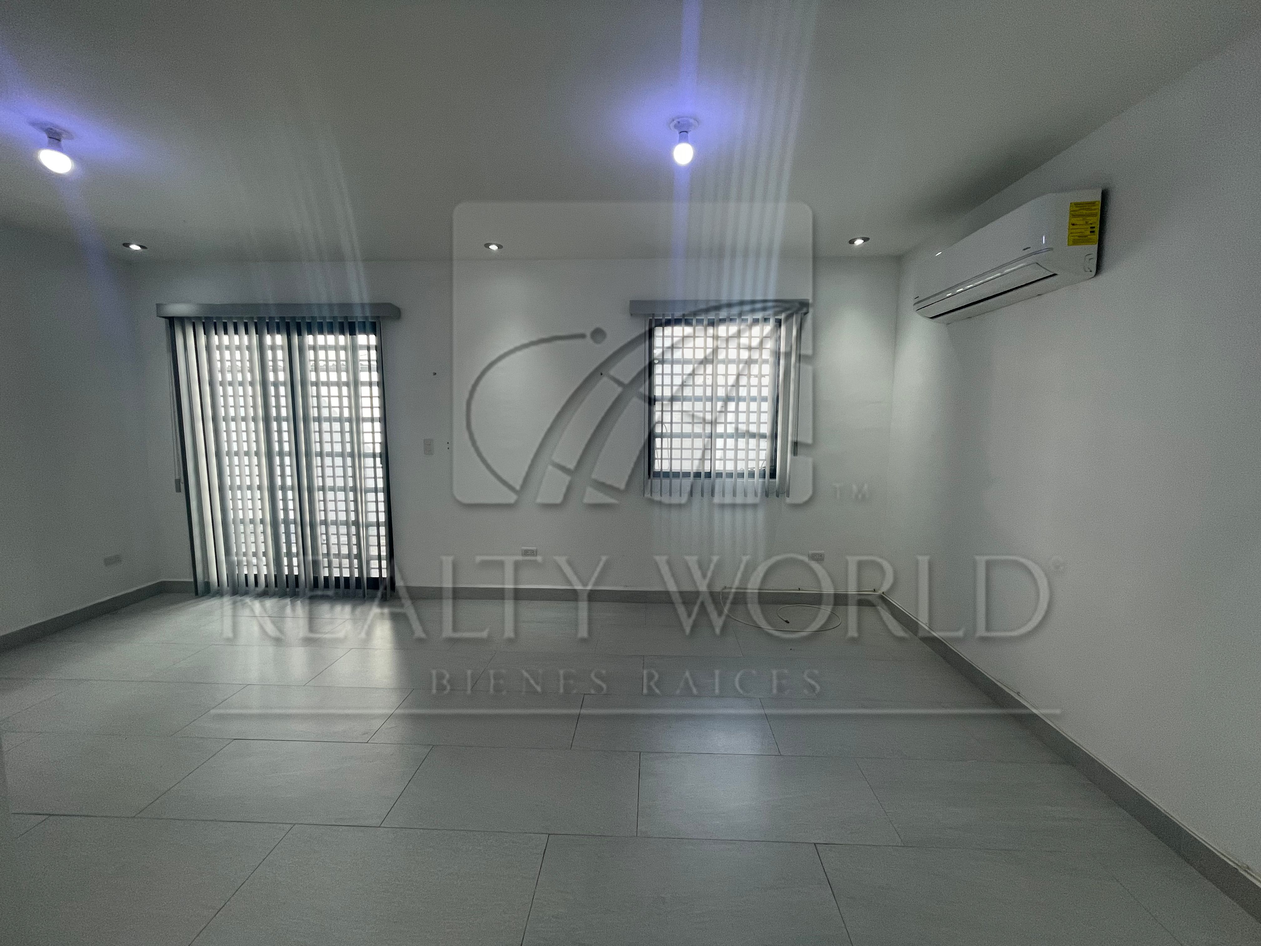 Casa en Renta en Reserva Cumbres