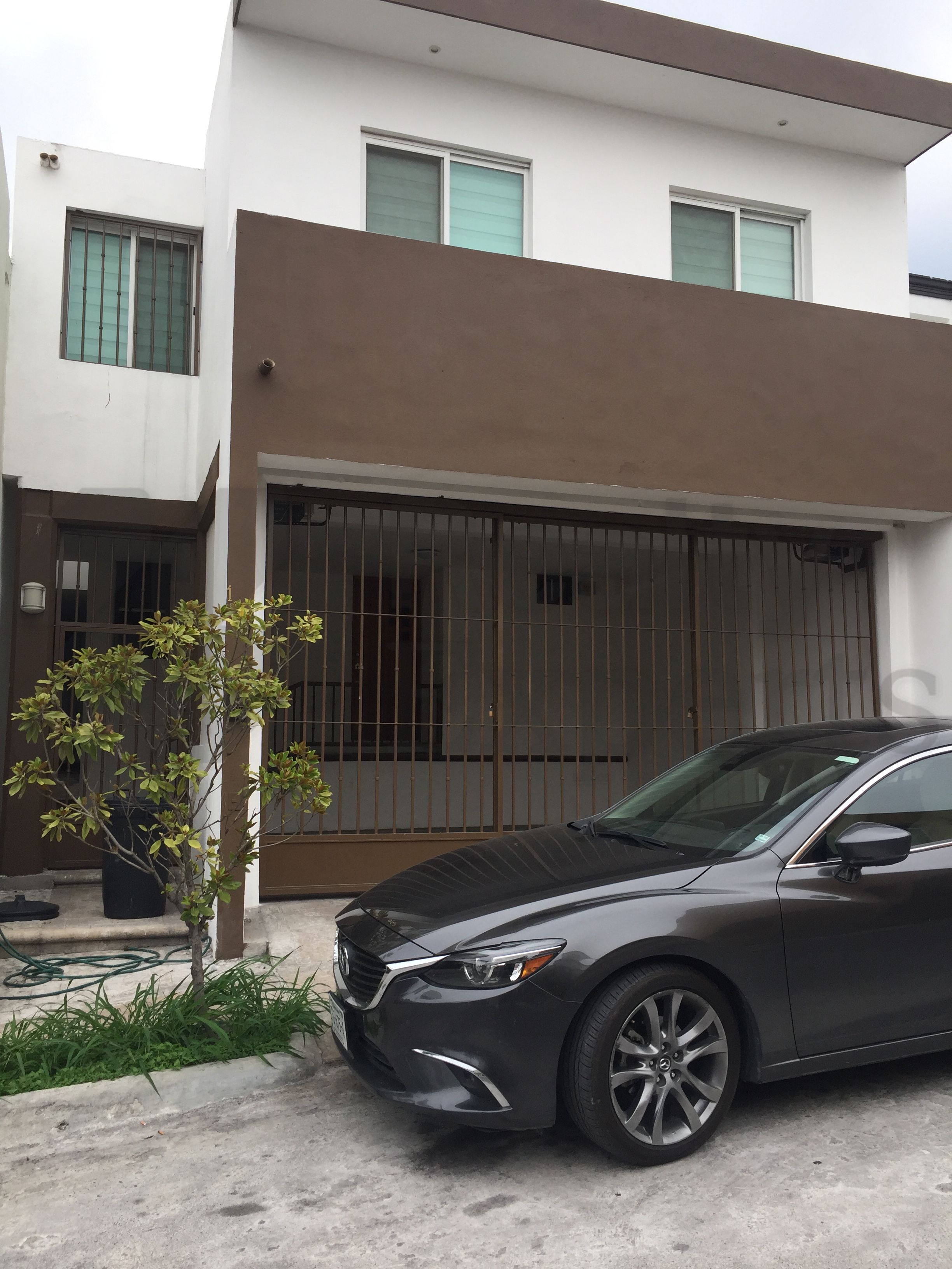 Casa en Renta en Cerradas de Cumbres