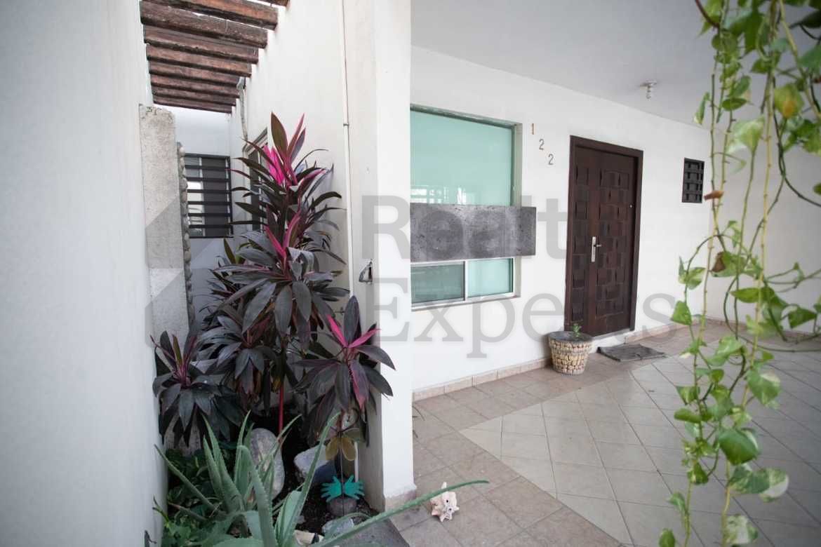 Casa en Venta en Privada Nogalar