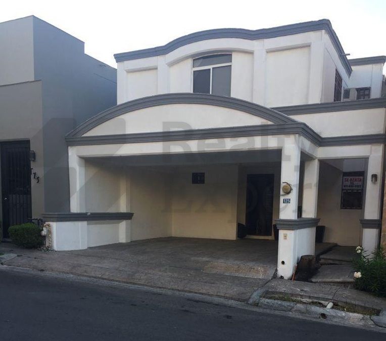 Casa en Venta en Cerradas de Cumbres