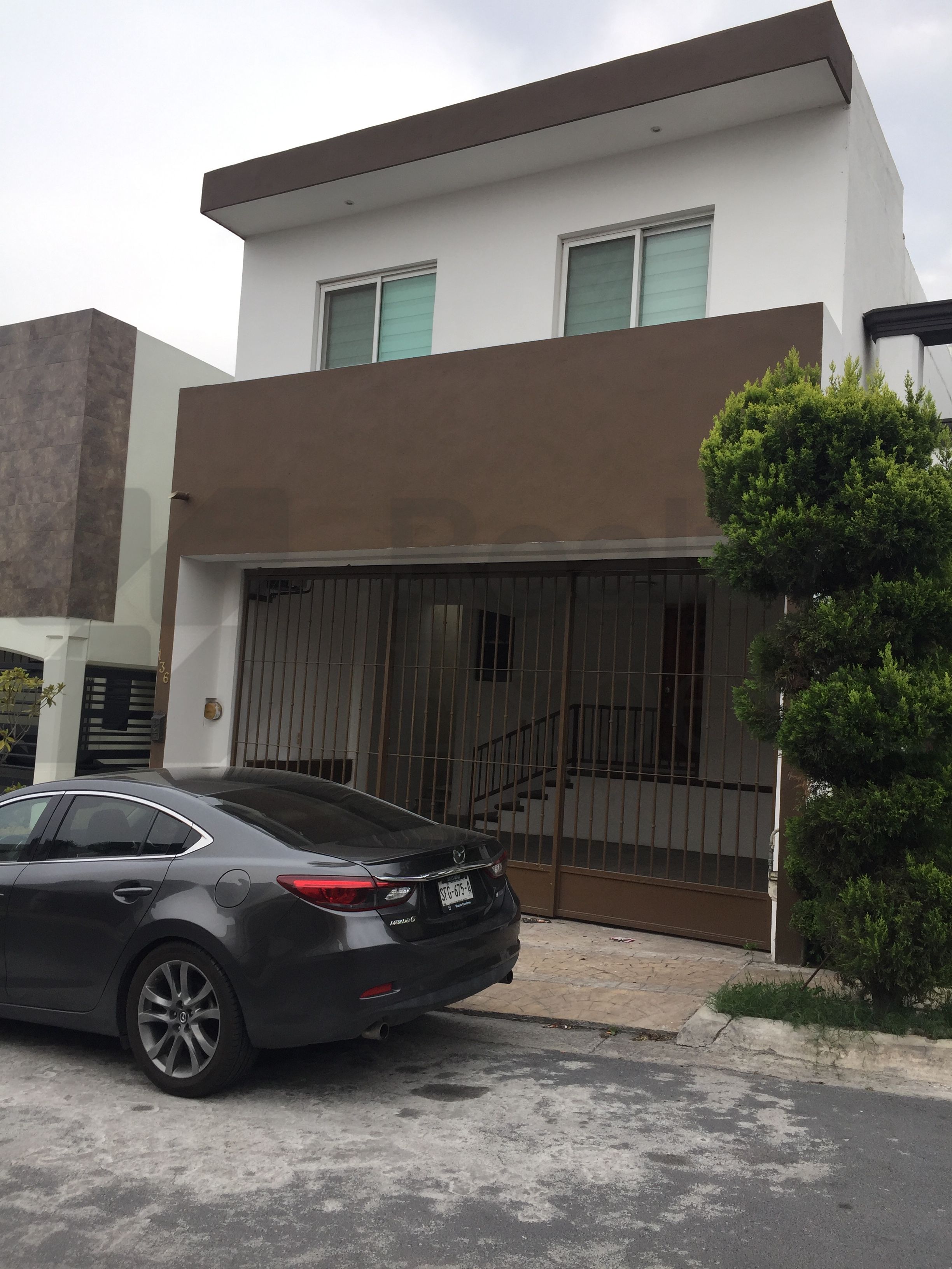 Casa en Renta en Cerradas de Cumbres