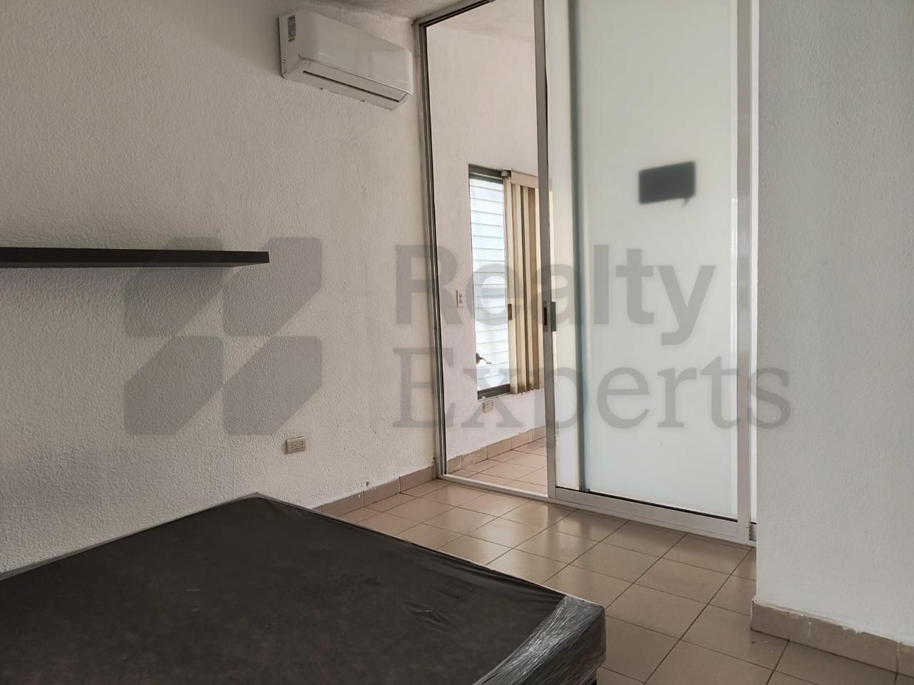 Departamento en Renta en Contry Tesoro