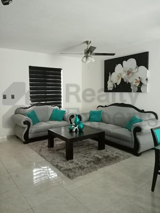 Casa en Renta en Privada San Carlos