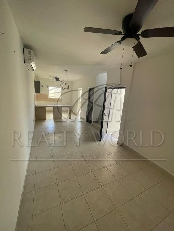 Casa en Renta en AVIANA PRIVADA BAMBU