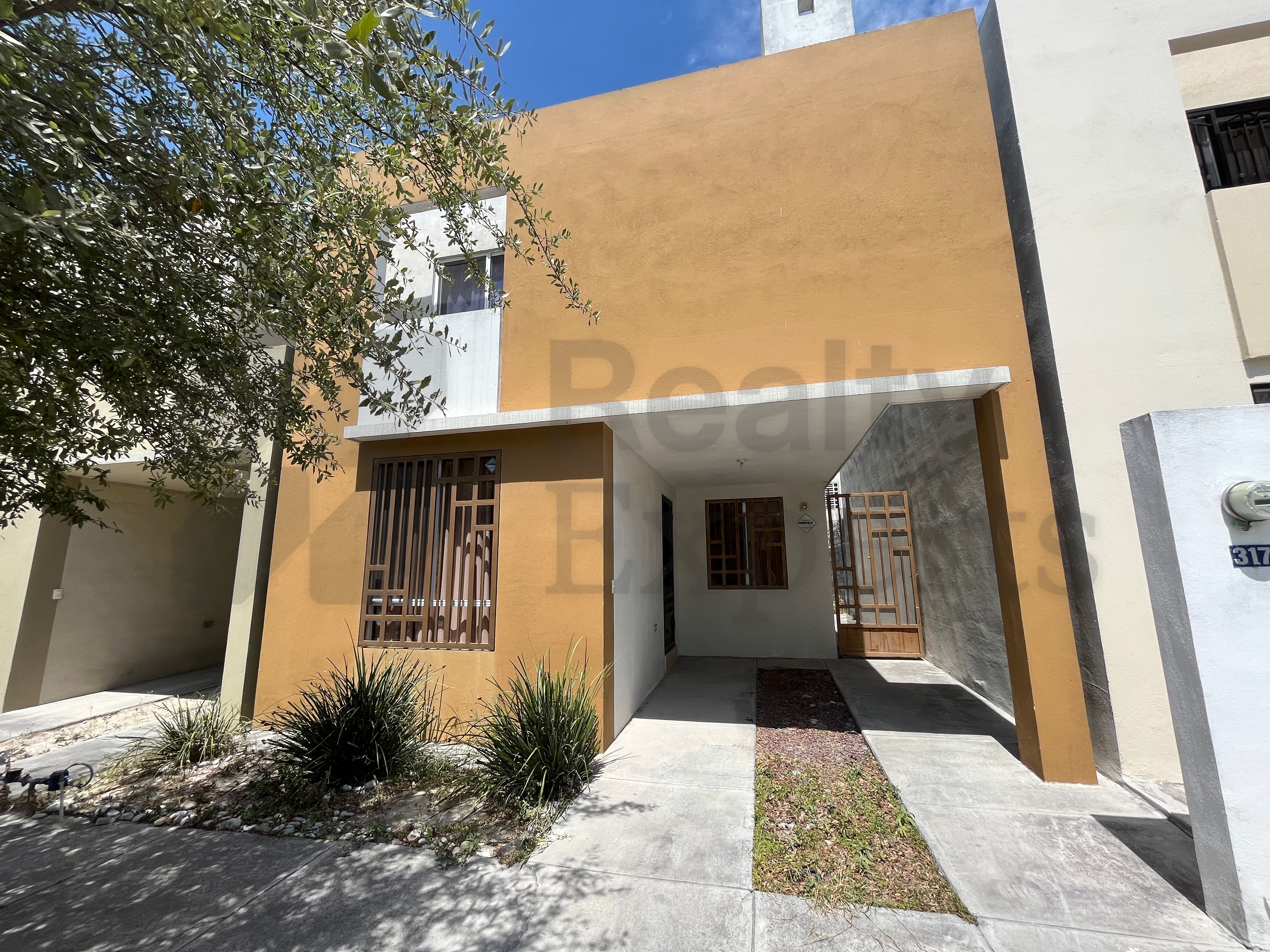 Casa en Renta en Capellanía Residencial