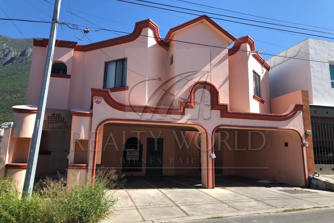Casa en Renta en Lagos del Bosque