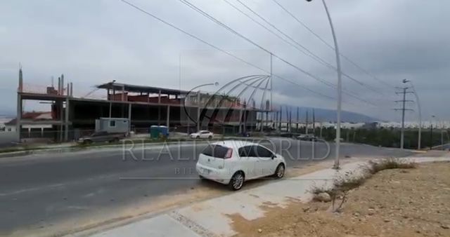 Terreno en Renta en CUMBRES