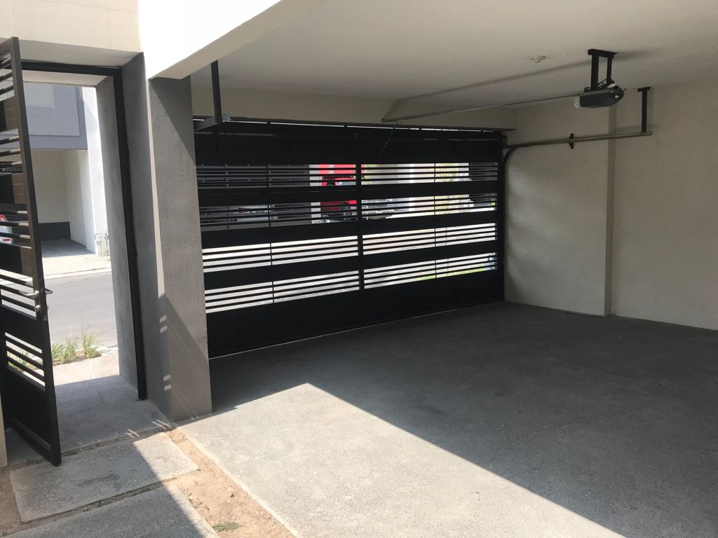 Casa en Venta en Cerradas de Cumbres