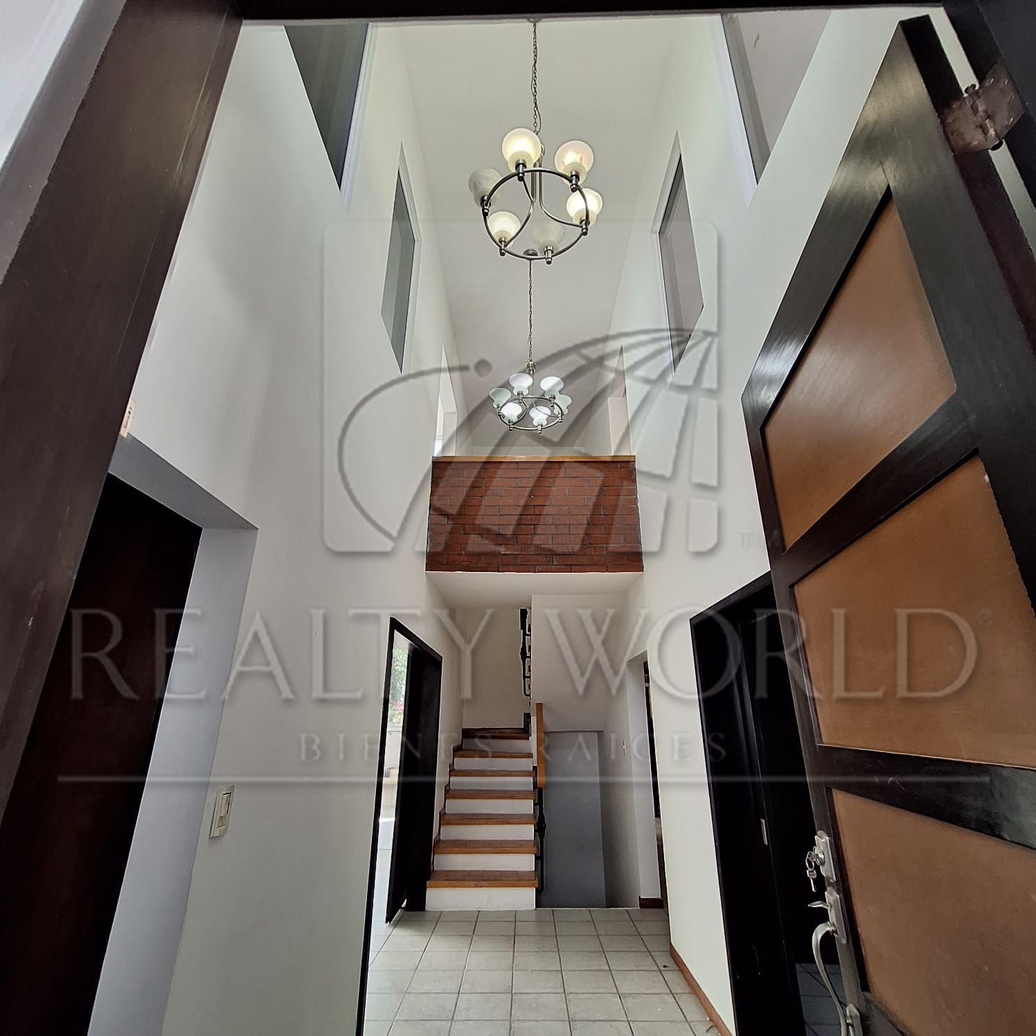 Casa en Venta en Cumbres 6to Sector 