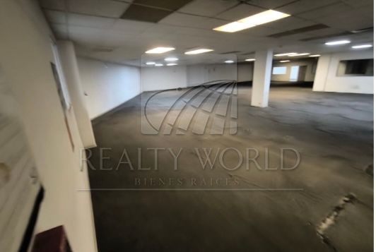 Nave Industrial en Renta en Santa Maria