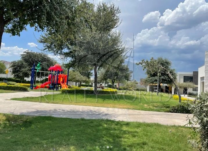 Casa en Venta en Cumbres Toscana