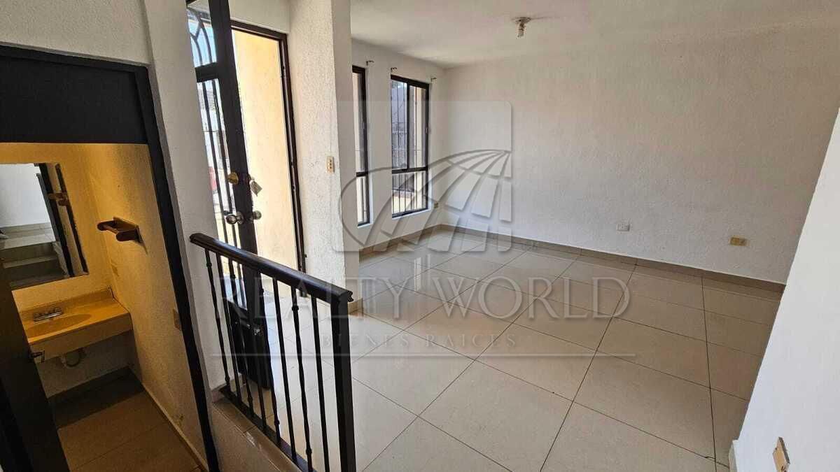 Casa en Renta en Misión Cumbres 2 Sector