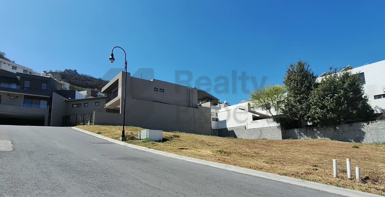 Terreno en Venta en Lagos del Vergel