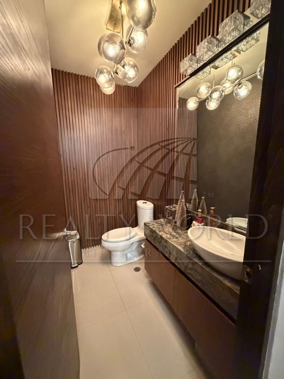 Casa en Venta en Satélite Acueducto Séptimo Sector