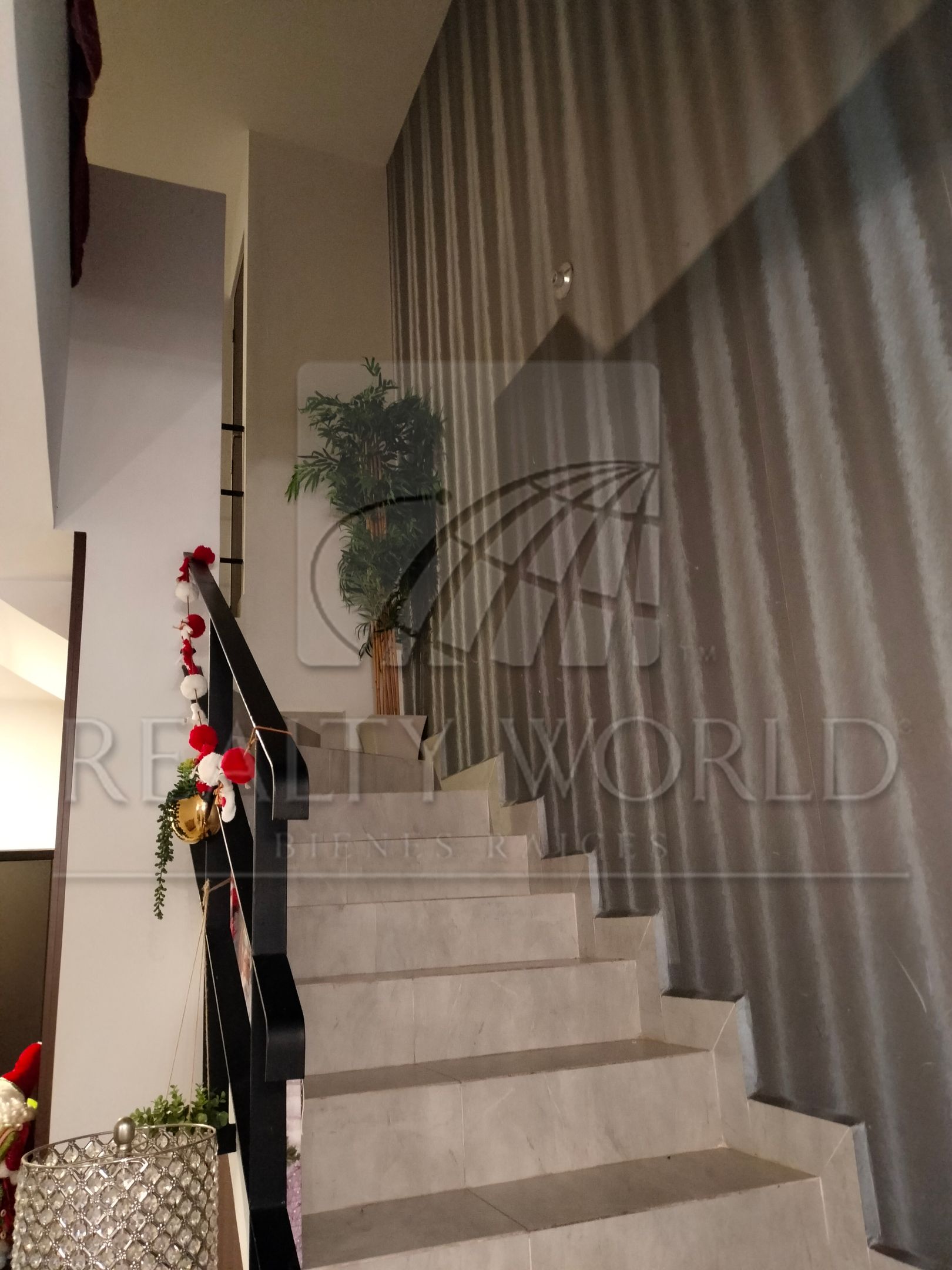 Casa en Renta en Cumbres Altaira