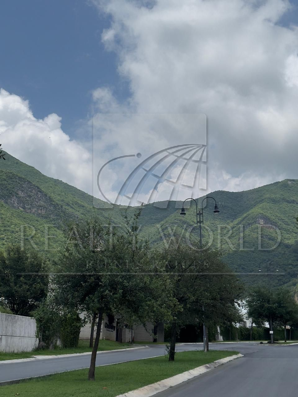 Terreno en Venta en El Uro