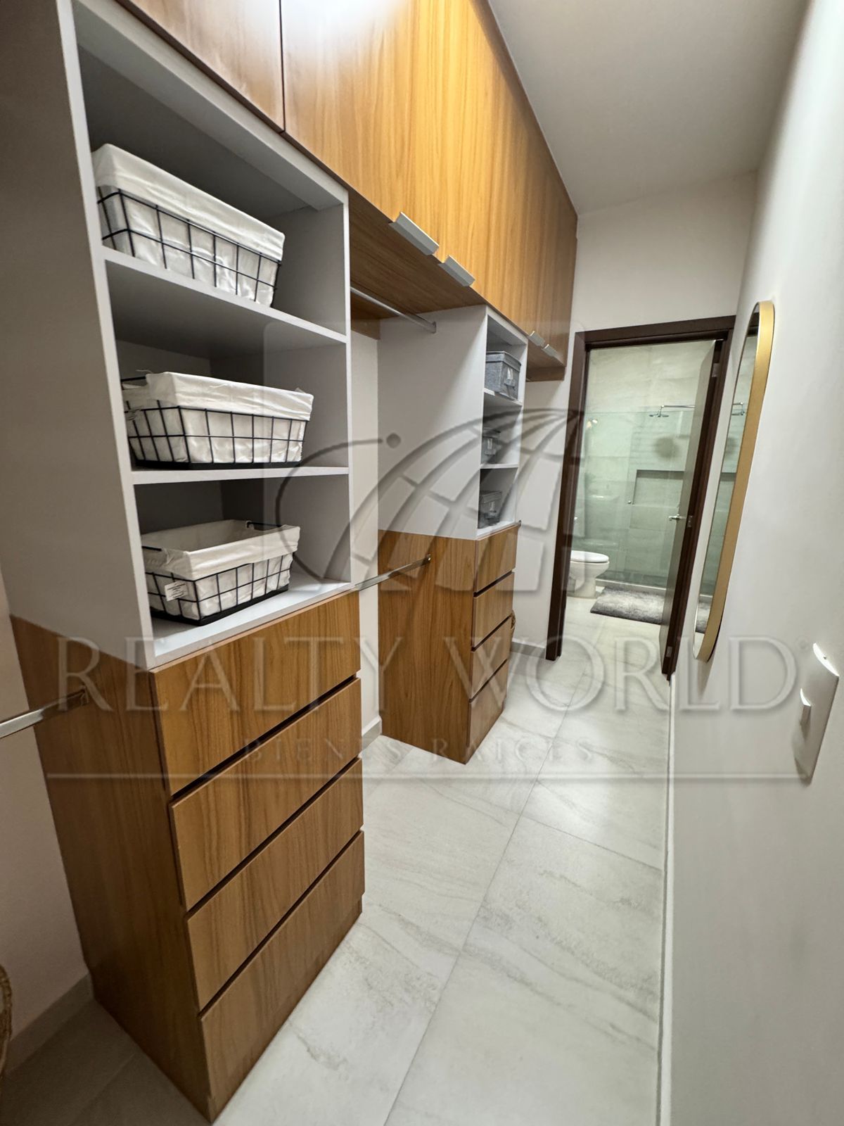 Casa en Venta en Bosques de Santa Catarina