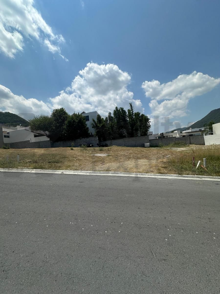 Terreno en Venta en Lagos del Vergel