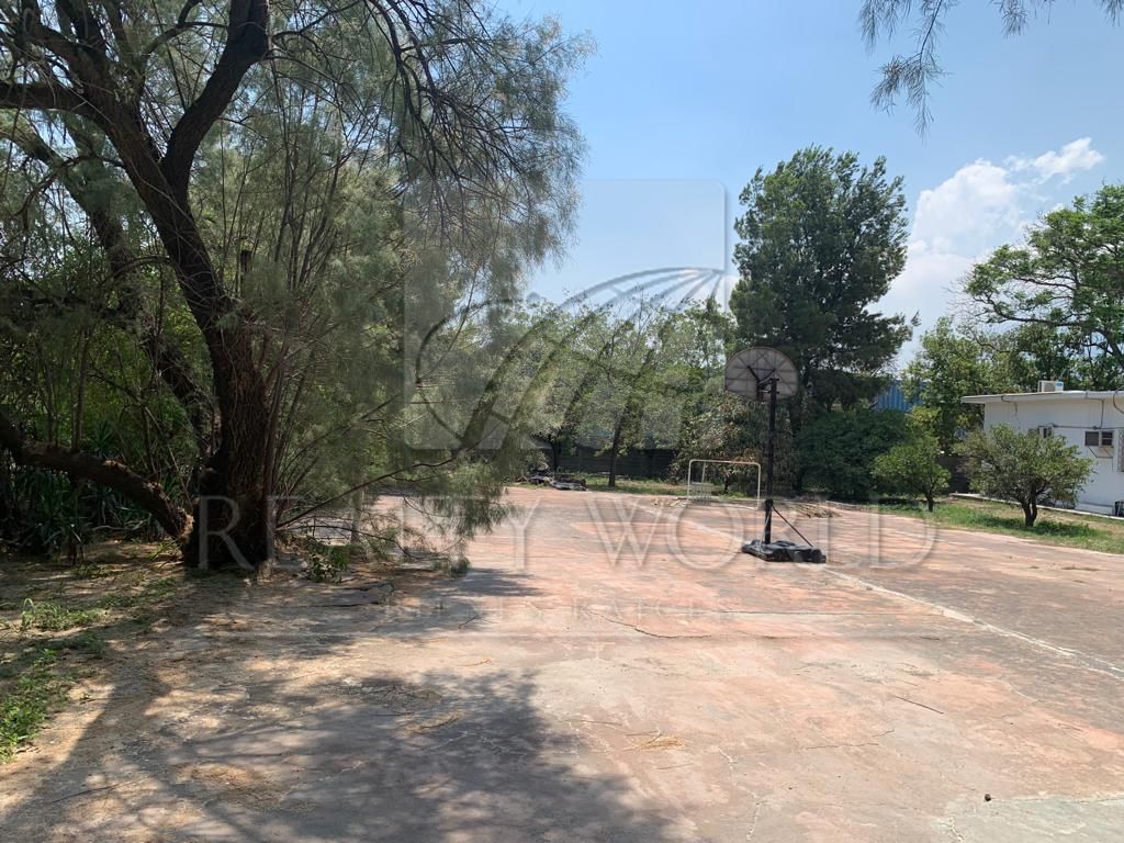 Terreno en Venta en Bosques del Poniente