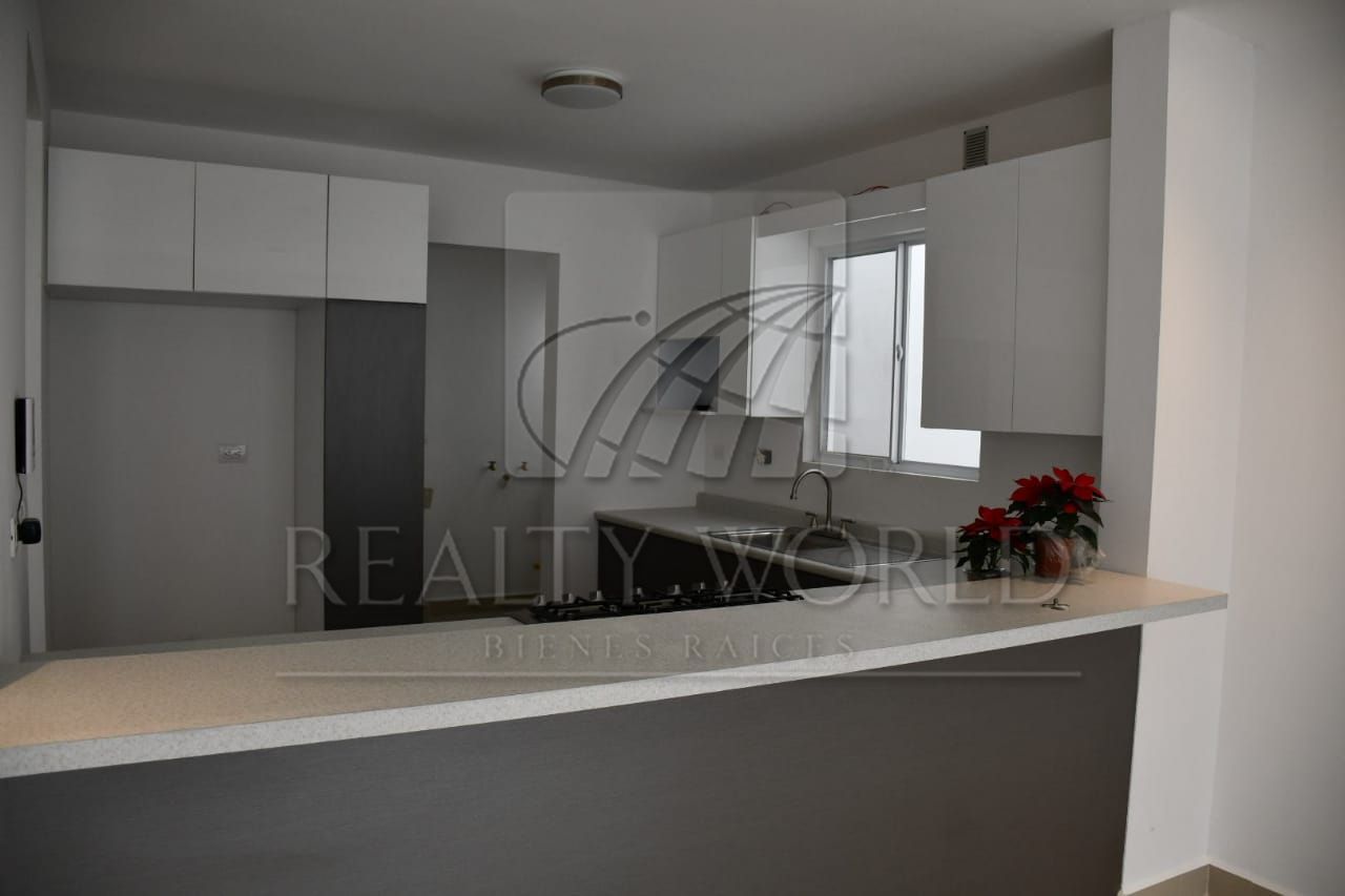 Casa en Renta en Cumbres Britania