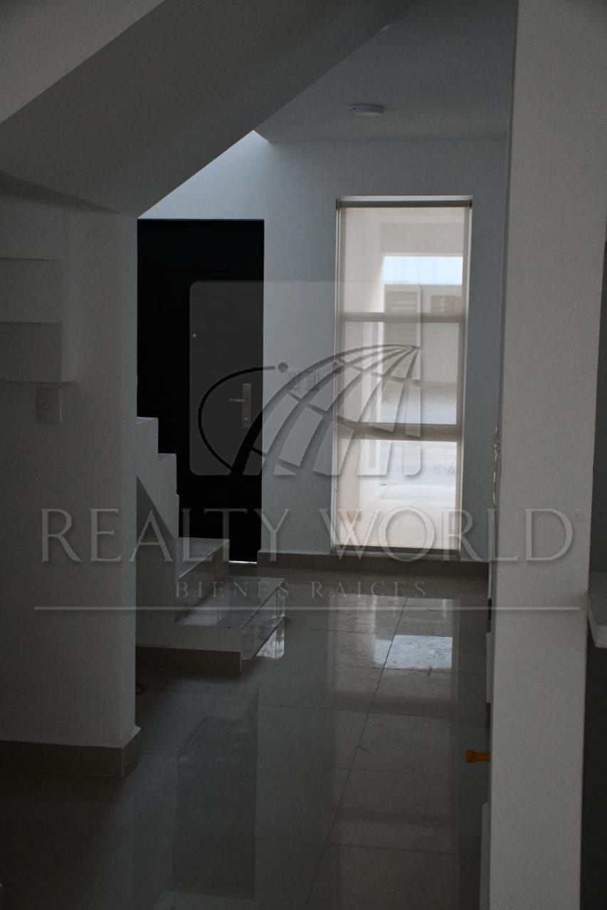 Casa en Renta en Cumbres Britania