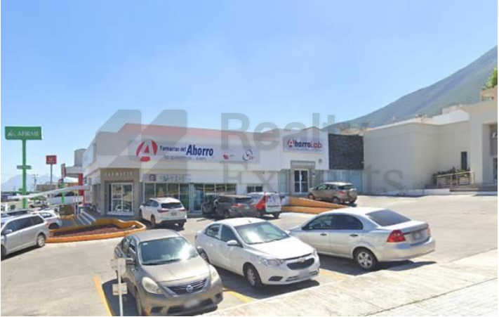 Local en Renta en Bosques de las Cumbres