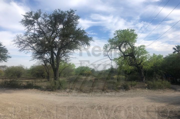 Terreno en Renta en Pesquería