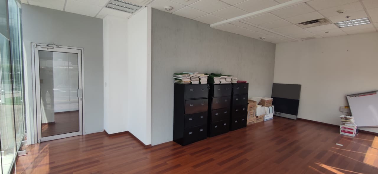 Oficina en Renta en Zona Loma Larga Oriente