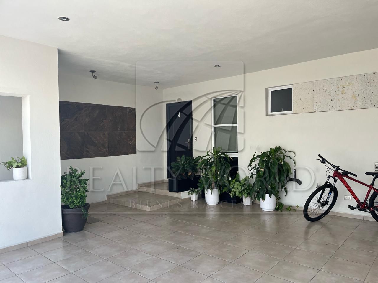 Casa en Renta en Cumbres Allegro