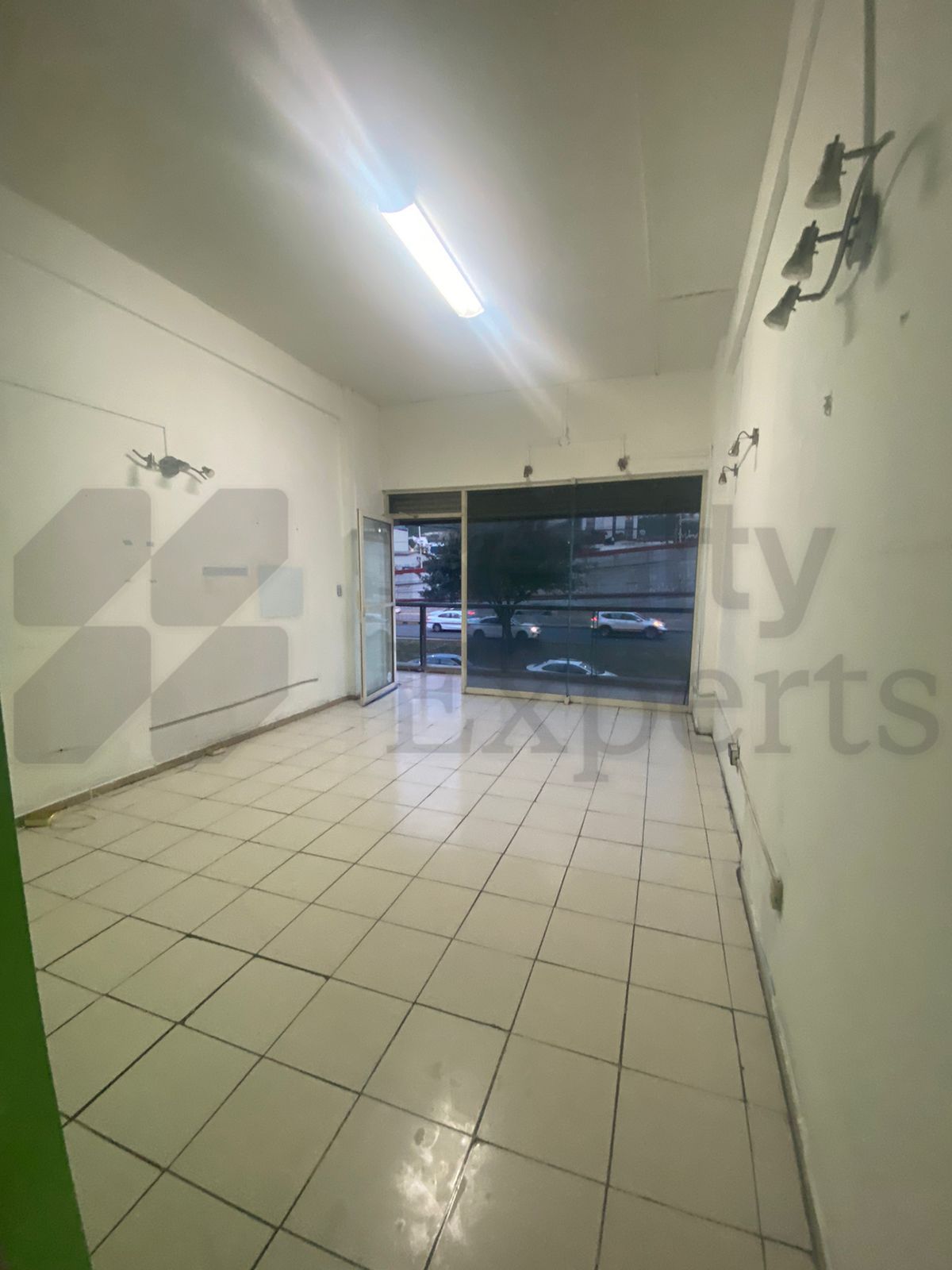 Local en Renta en Las Cumbres