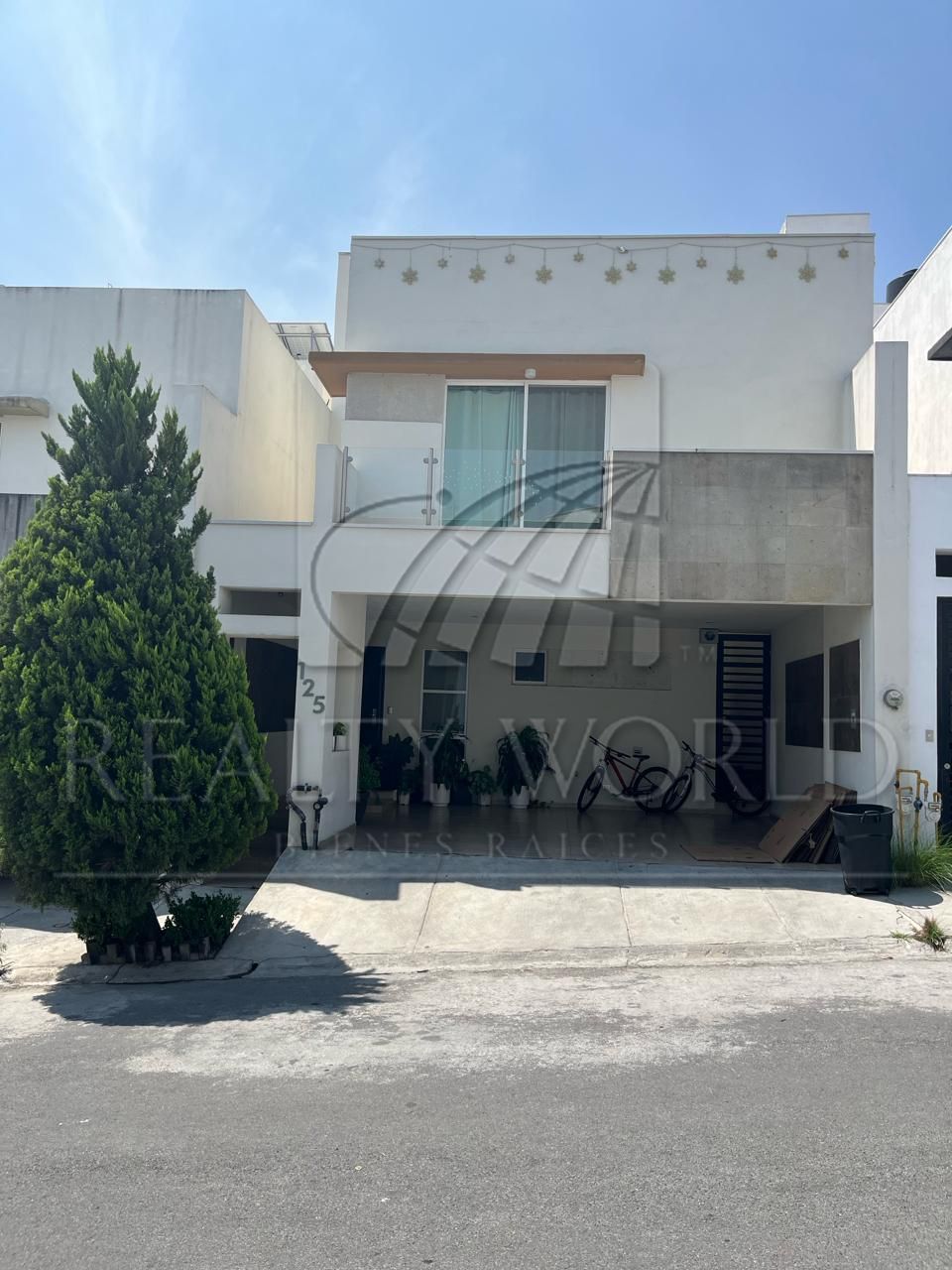 Casa en Renta en Cumbres Allegro