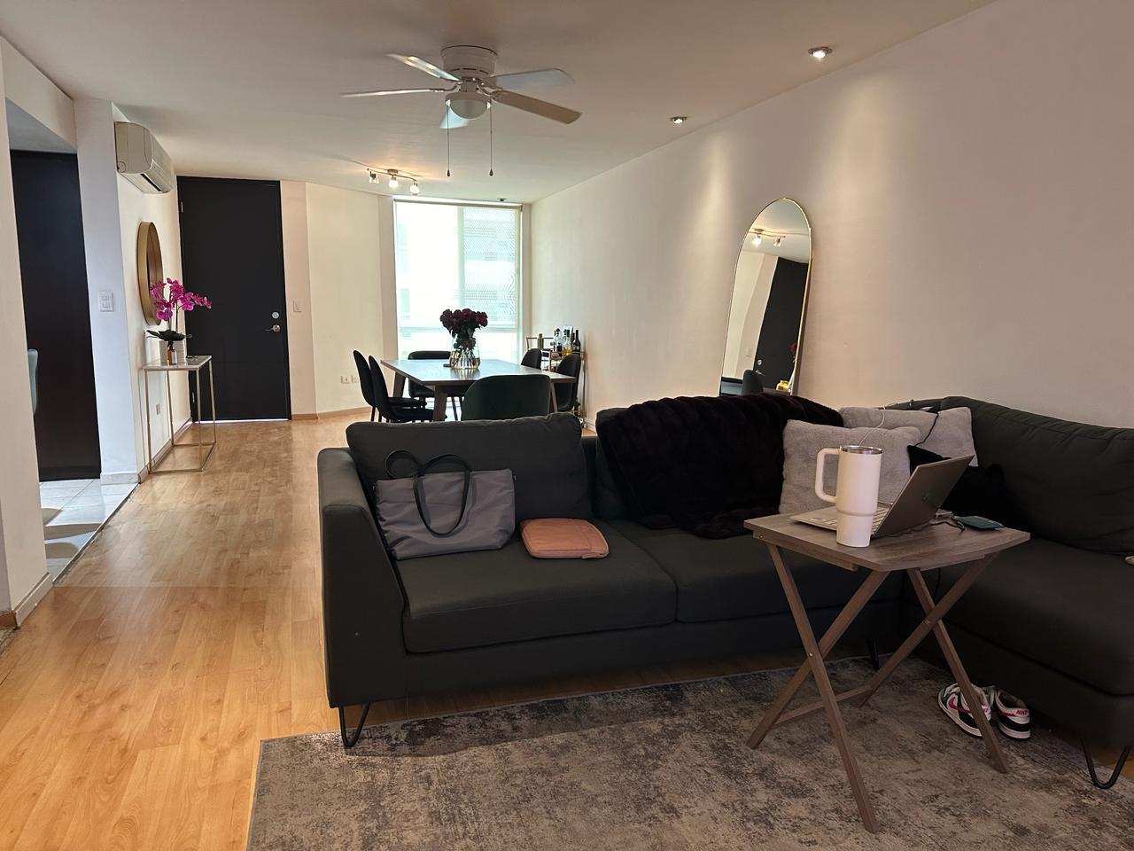 Departamento en Renta en Loma Larga