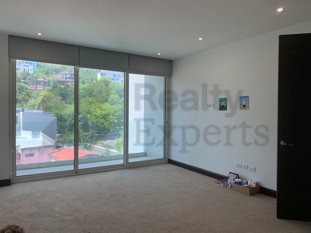 Departamento en Renta en Zona Bosques del Valle